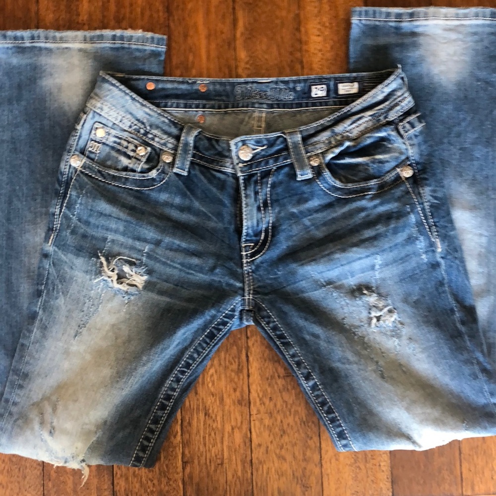 Miss Me Signature Boot Cut Diatressed